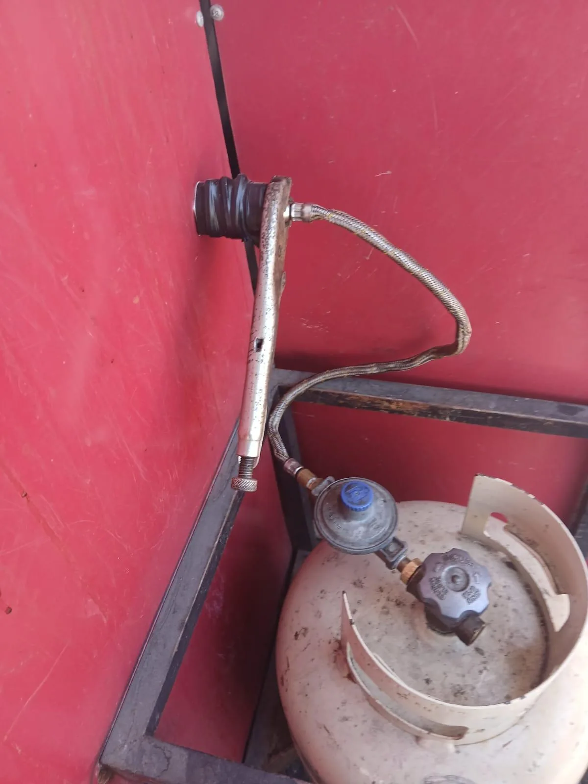Conexión en instalación de gas